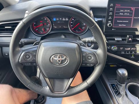 Used 2024 Toyota Camry XSE FWD image 11