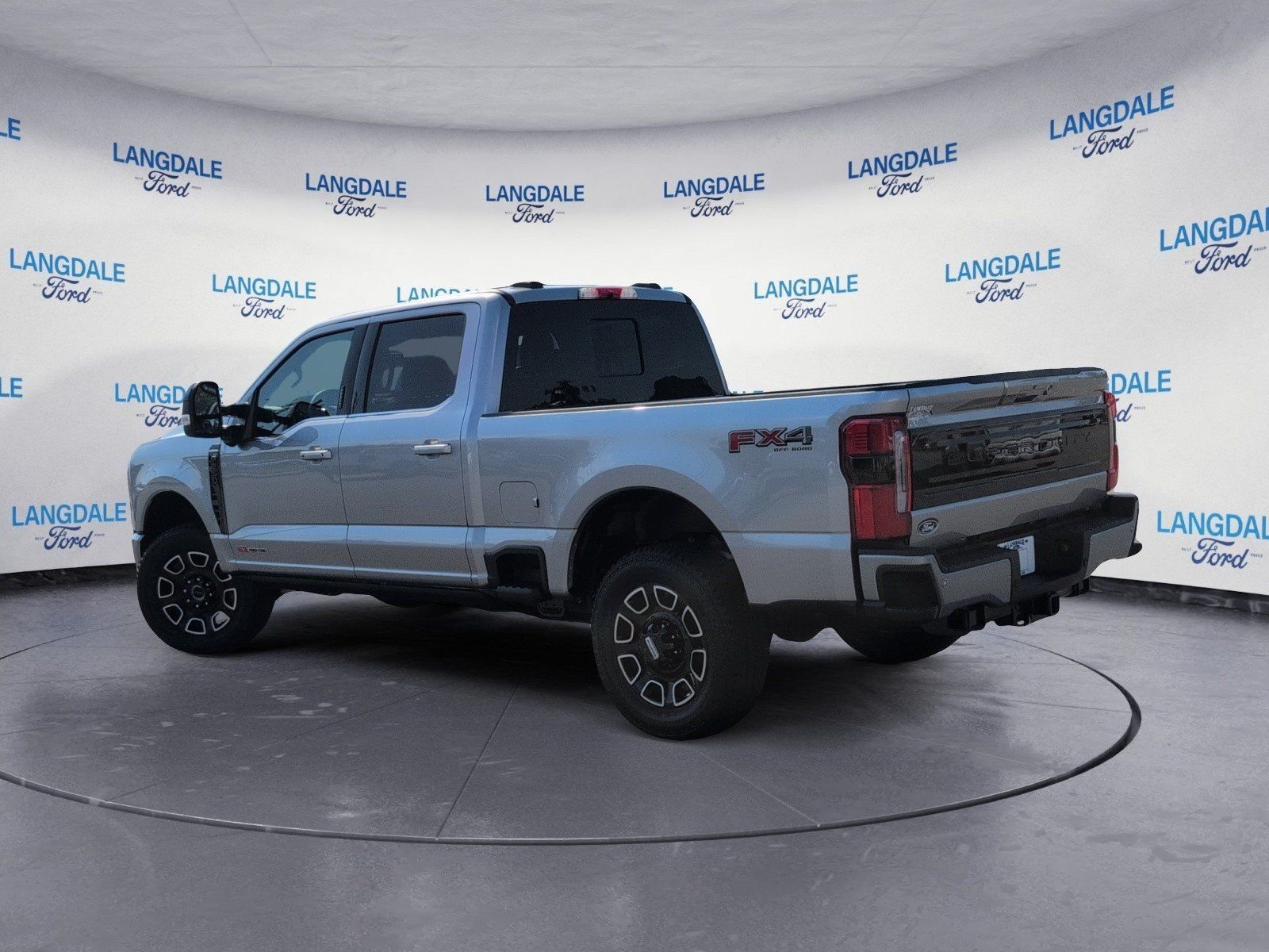 New 2027 Ford F250 Platinum AWD/4WD image 9