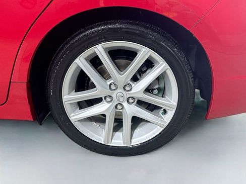 Used 2014 Lexus CT 200h image 30