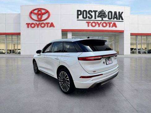 Used 2020 Lincoln Corsair Reserve w/ Appearance Package image 20