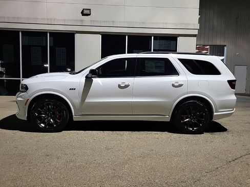 New 2023 Dodge Durango SRT image 6