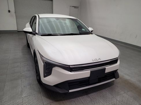 Used 2025 Kia K4 EX FWD image 14