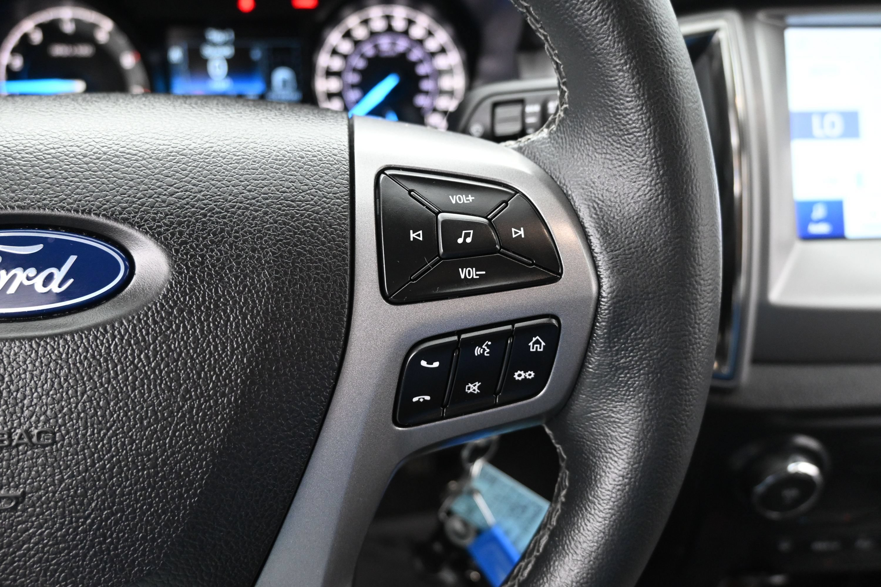 Used 2020 Ford Ranger XLT w/ Equipment Group 302A Luxury AWD/4WD image 15
