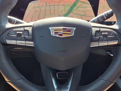 Used 2024 Cadillac XT4 Sport FWD image 19