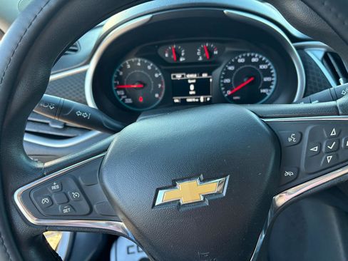 Used 2017 Chevrolet Malibu LS image 23