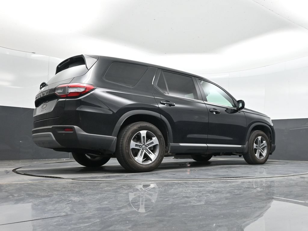 Used 2025 Honda Pilot EX-L image 53