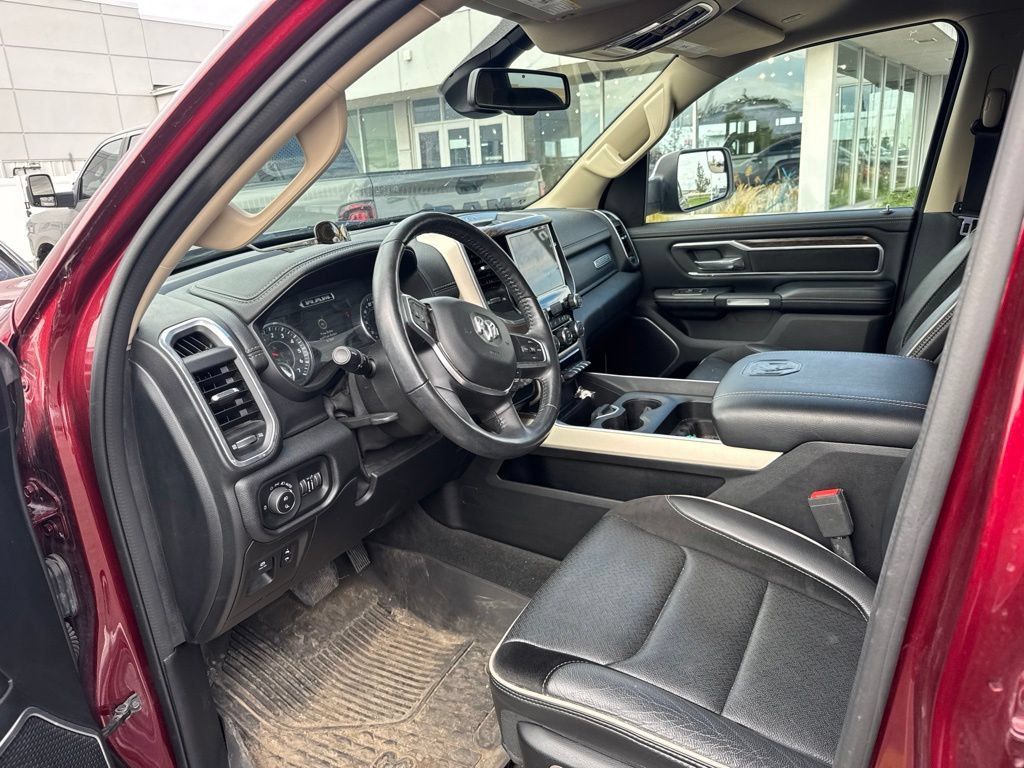 Used 2020 RAM 1500 Laramie AWD/4WD image 6