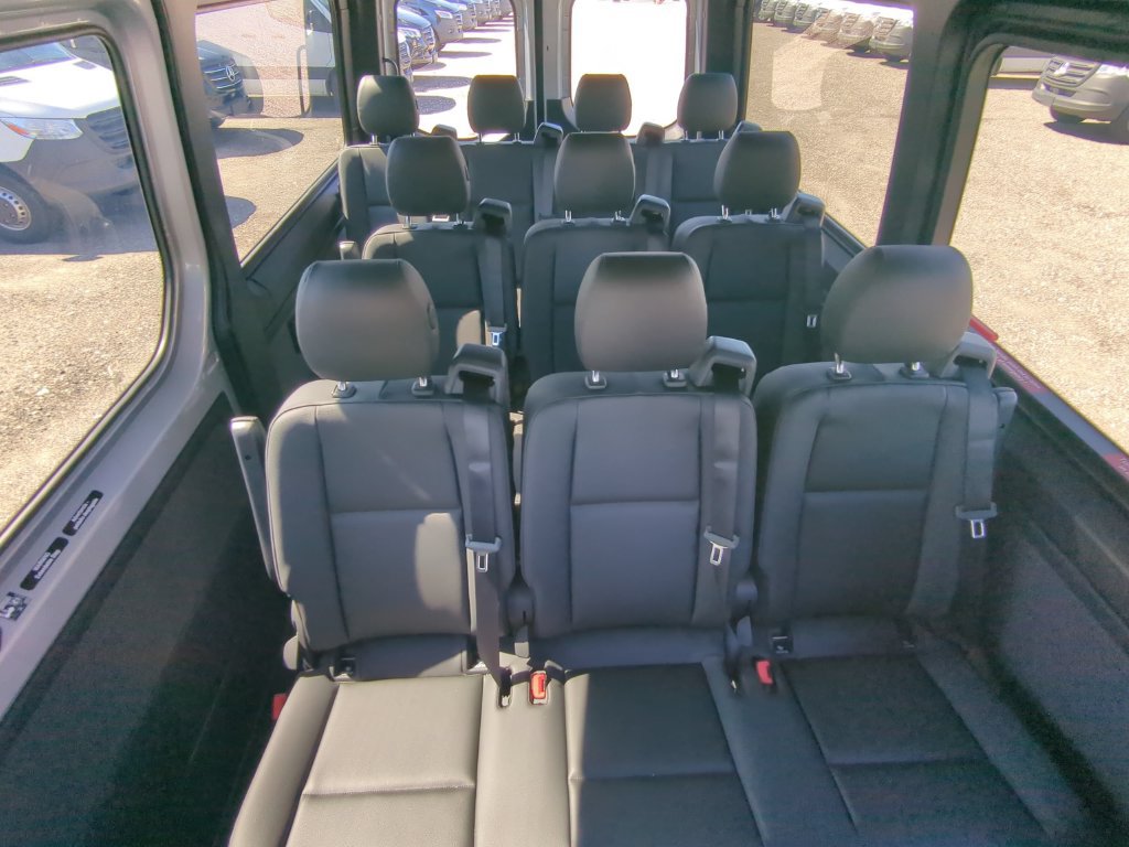 Used 2025 Mercedes-Benz Sprinter 2500 image 5
