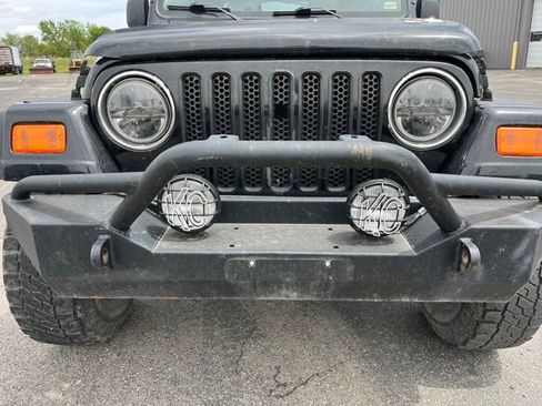 Used 2005 Jeep Wrangler X w/ Tire & Wheel Group (Ecco) AWD/4WD image 3