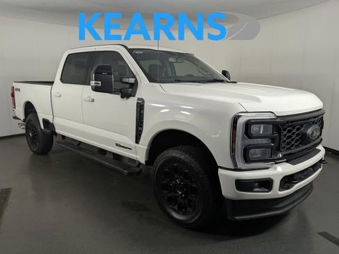 Used 2026 Ford F350 Lariat w/ Black Appearance Package AWD/4WD image 1