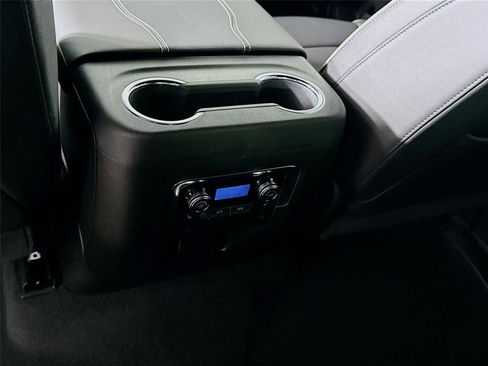 New 2026 GMC Yukon XL Elevation image 20