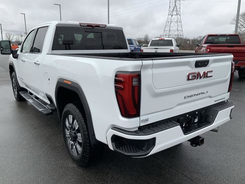 Used 2025 GMC Sierra 2500 Denali image 11