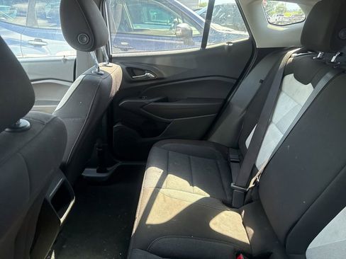 Used 2024 Chevrolet Trax LS FWD image 7
