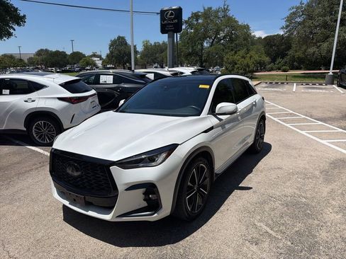 Used 2023 INFINITI QX50 Sport FWD image 10