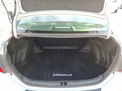 Used 2019 Toyota Corolla SE image 28