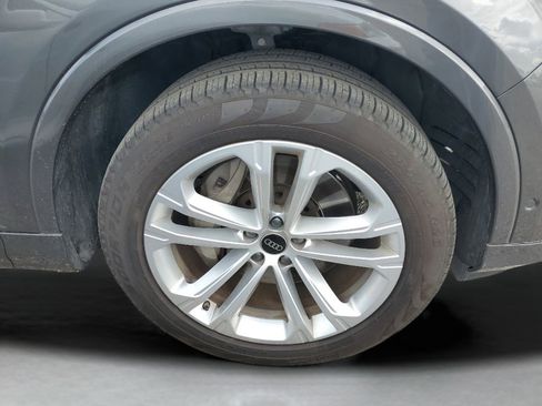 Used 2025 Audi Q7 3.0T Premium Plus image 5