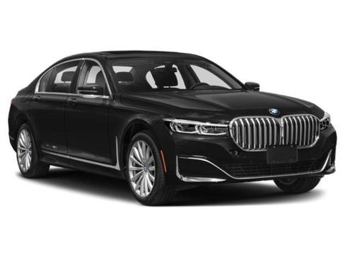 Used 2020 BMW 745e xDrive AWD/4WD image 9