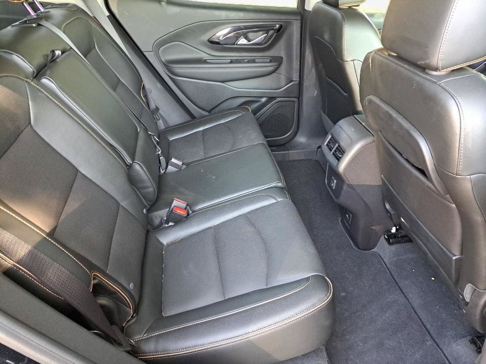 Used 2024 GMC Terrain AT4 AWD/4WD image 12