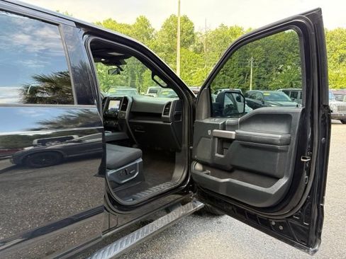 Used 2020 Ford F150 XLT w/ Equipment Group 302A Luxury AWD/4WD image 29