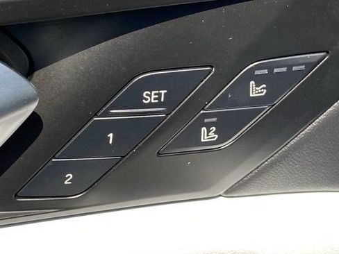 Used 2024 BMW X5 M60i AWD/4WD image 16