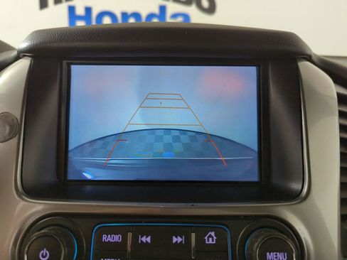 Used 2018 Chevrolet Suburban Premier image 15