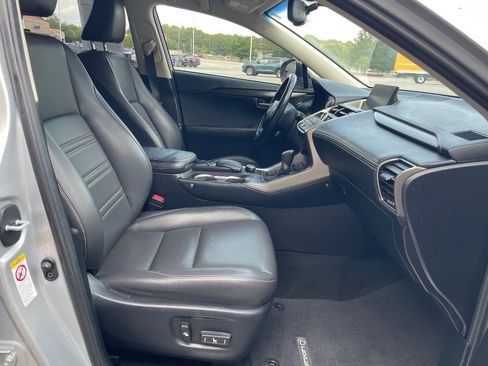 Used 2016 Lexus NX 200t FWD image 22