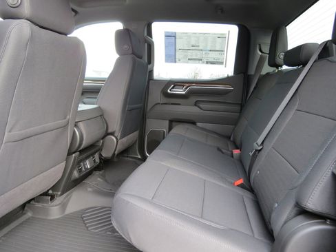 New 2025 Chevrolet Silverado 1500 LT w/ Z71 Off-Road Package image 16