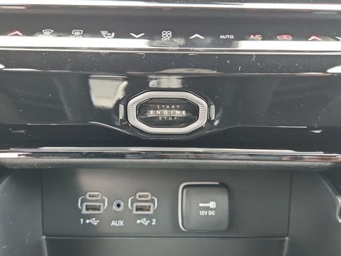 New 2026 Jeep Grand Cherokee L Limited AWD/4WD image 17