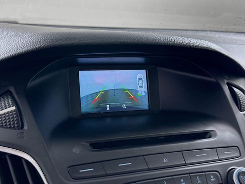 Used 2016 Ford Focus SE w/ Equipment Group 201A image 21