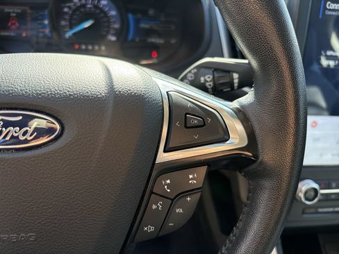 Used 2024 Ford Edge SEL AWD/4WD image 17