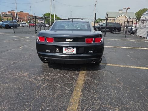 Used 2011 Chevrolet Camaro LT RWD image 6