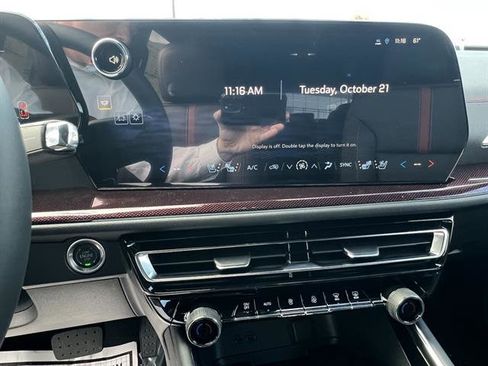 New 2026 Chevrolet Traverse RS w/ LPO, Floor Liner Package image 16