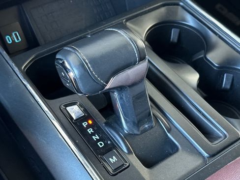 Used 2022 Ford F150 Lariat image 23