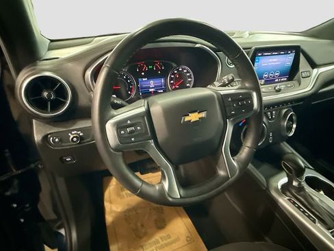 Used 2020 Chevrolet Blazer LT image 12