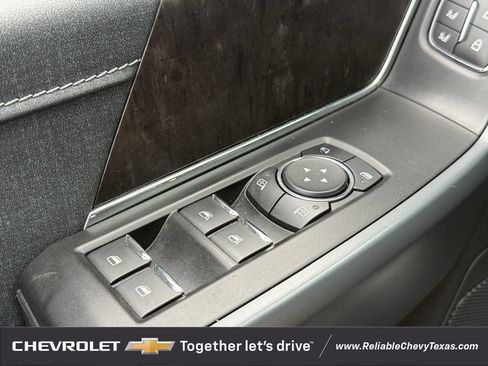 Used 2022 Ford F150 Lariat w/ FX4 Off-Road Package AWD/4WD image 31