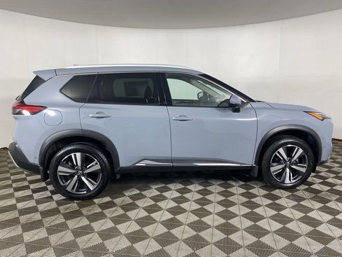 Used 2022 Nissan Rogue Platinum w/ Head-Up Display Package AWD/4WD image 4