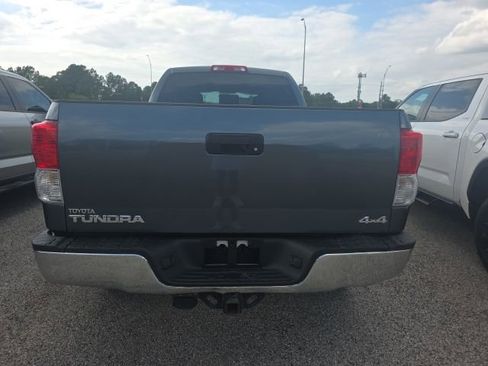 Used 2010 Toyota Tundra 4x4 Double Cab image 5