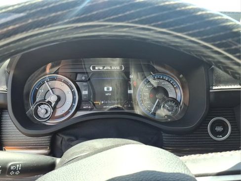 Used 2021 RAM 1500 Limited AWD/4WD image 16