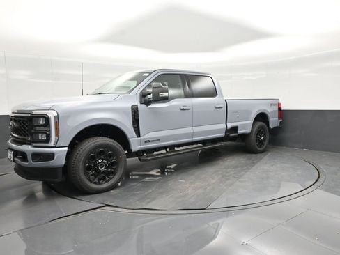 New 2026 Ford F350 Lariat w/ Black Appearance Package image 12