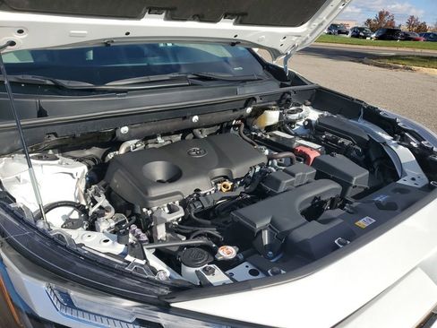 Used 2024 Toyota RAV4 XLE Premium image 31