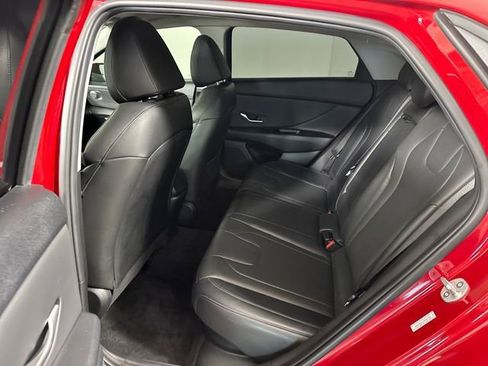 Used 2023 Hyundai Elantra Limited FWD image 25