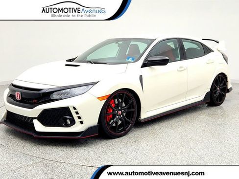 Used 2018 Honda Civic Type R image 1