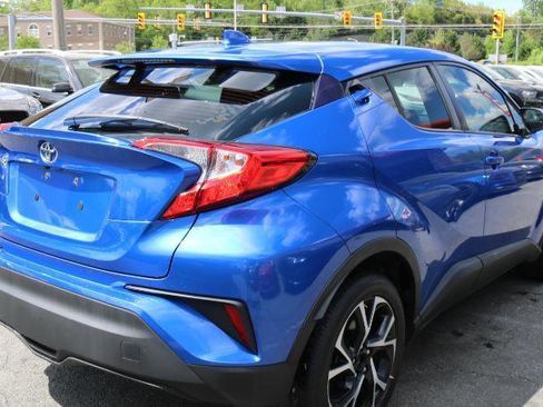 Used 2021 Toyota C-HR XLE FWD image 8