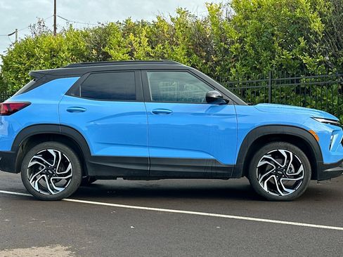 Used 2024 Chevrolet TrailBlazer RS w/ Convenience Package image 3