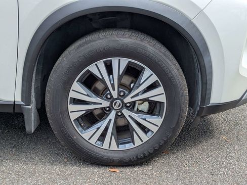 Used 2021 Nissan Rogue SV FWD image 11