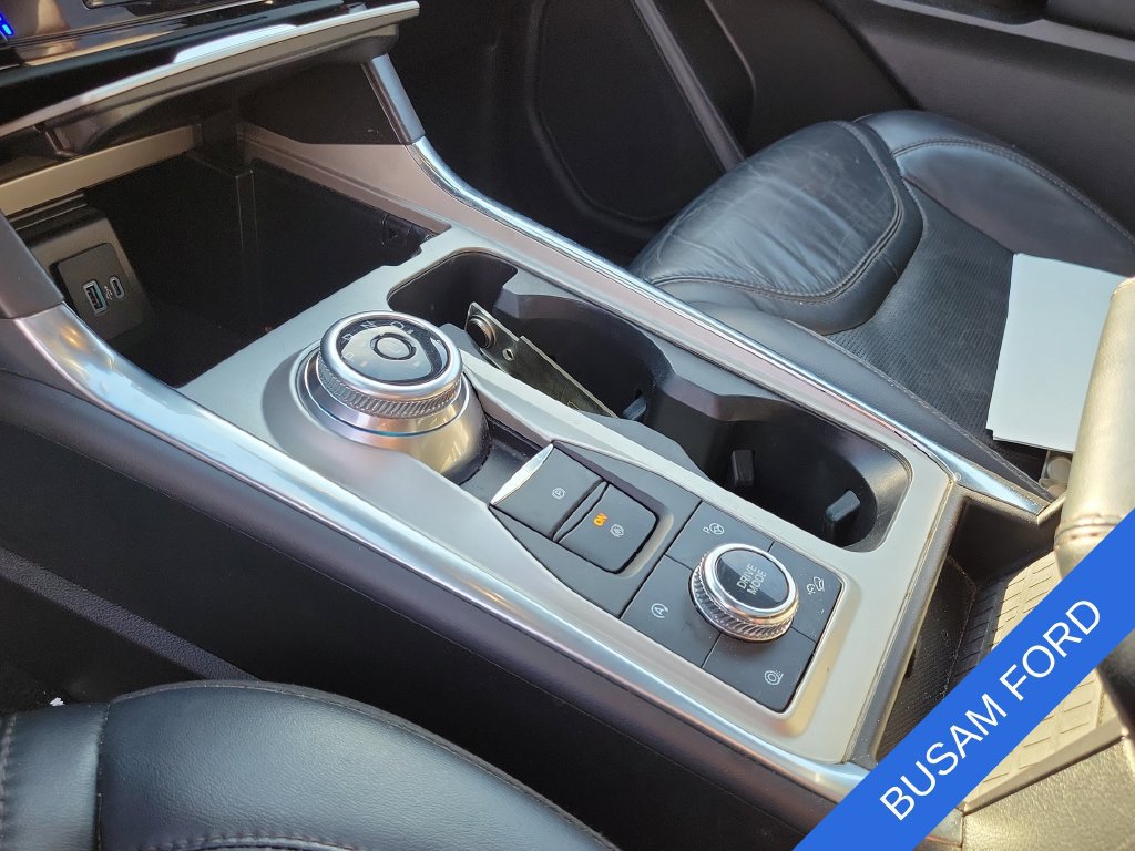 Used 2023 Ford Explorer Platinum w/ Technology Package AWD/4WD image 26