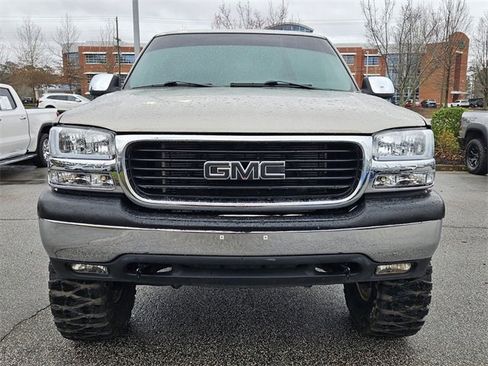 Used 2001 GMC Sierra 1500 SLE w/ Off-Road Chassis Pkg image 2