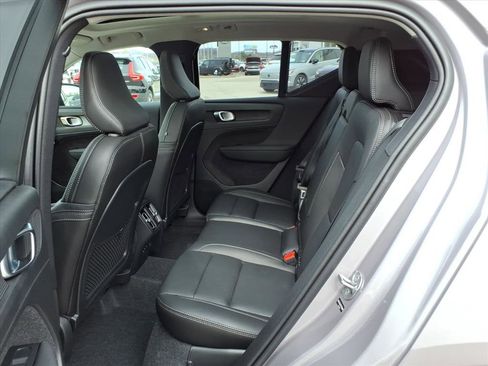New 2026 Volvo XC40 B5 Core w/ Climate Package image 13