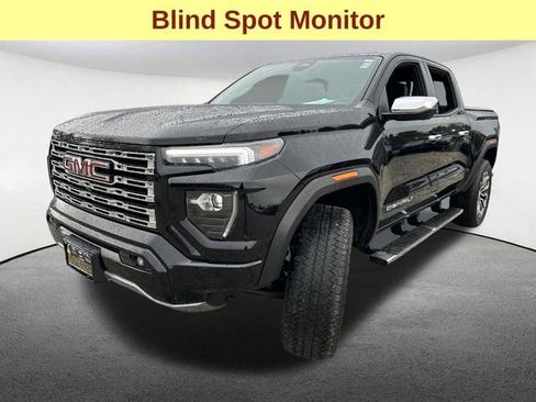 Used 2023 GMC Canyon Denali image 5