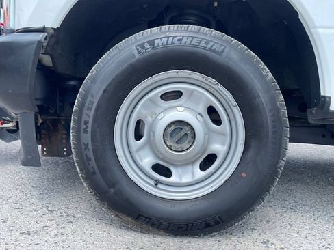 Used 2021 Ford F350 XL w/ Power Equipment Group AWD/4WD image 25